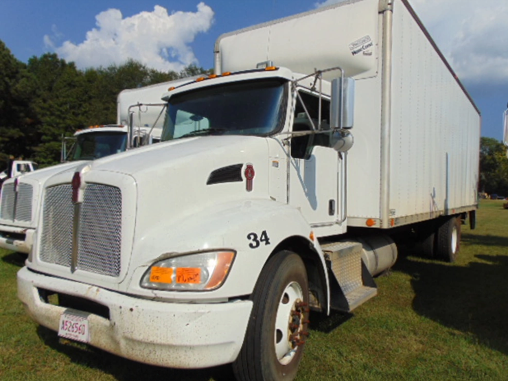 2017-kenworth-t270-image-1
