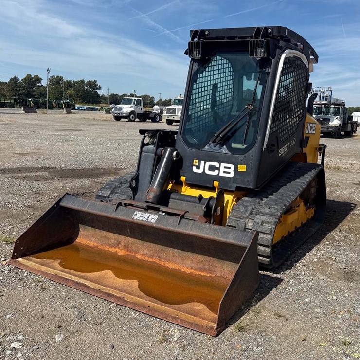 JCB 320T