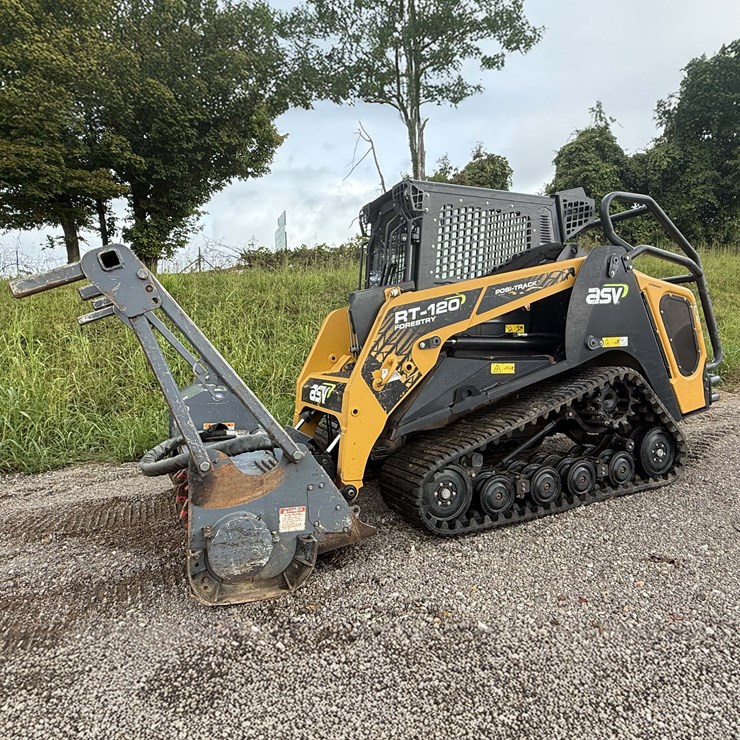 ASV RT-135
