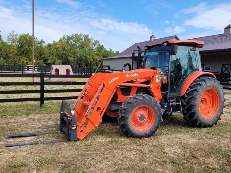 2021-kubota-tractor-with-loader-w/84"-qa-bucket-image-1