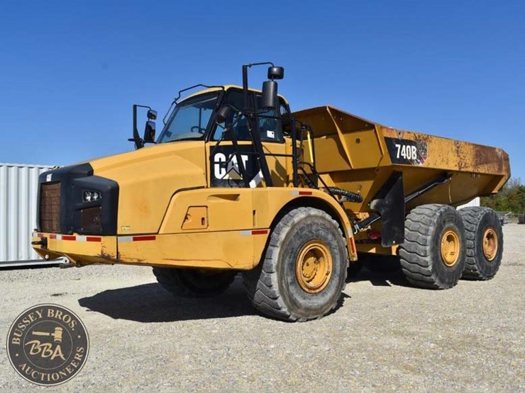 2012-caterpillar-740b-image-1
