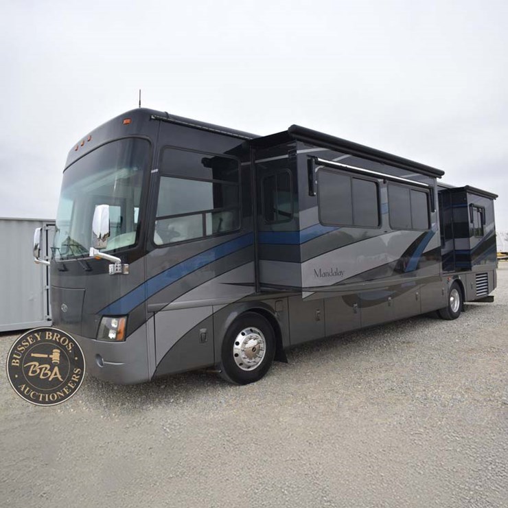 2006 THOR MOTOR COACH MANDALAY 40E 38083