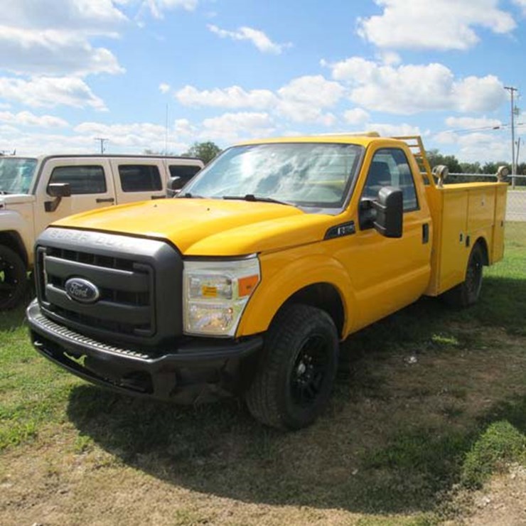 2015 FORD F350