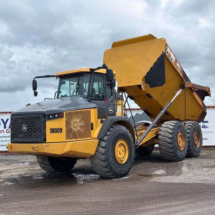 2019 DEERE 410E