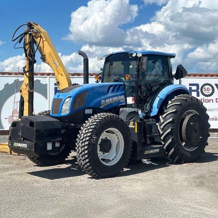 2015 NEW HOLLAND TS6.130