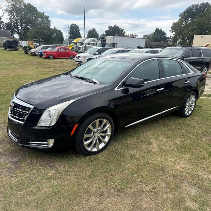 2016 CADILLAC XT5 LUXURY