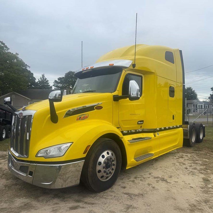 2023 PETERBILT 579