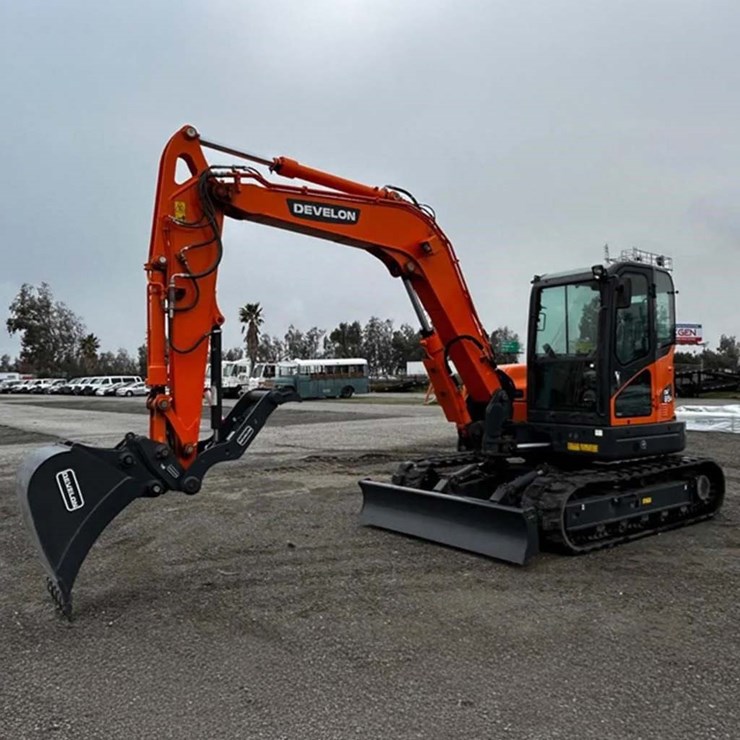 2023 DOOSAN DX85R-3