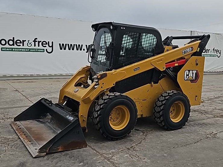 2021-caterpillar-272d3-image-1
