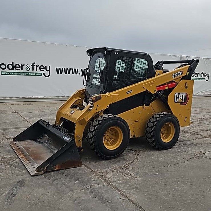 2021 CATERPILLAR 272D3