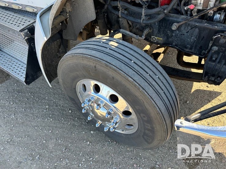 2014-kenworth-t370-image-20