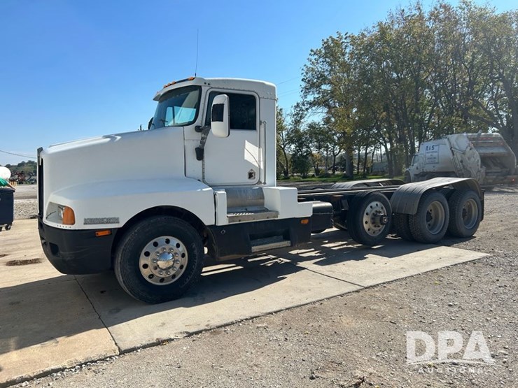 1994-kenworth-t600-image-2