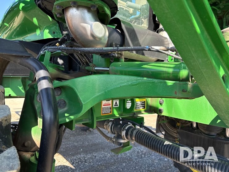2021-john-deere-r4044-image-115
