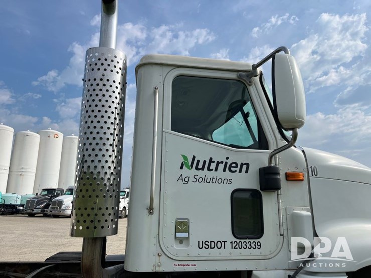 2001-ihc-9100-truck-(jn2647,-unit-32347)-image-28