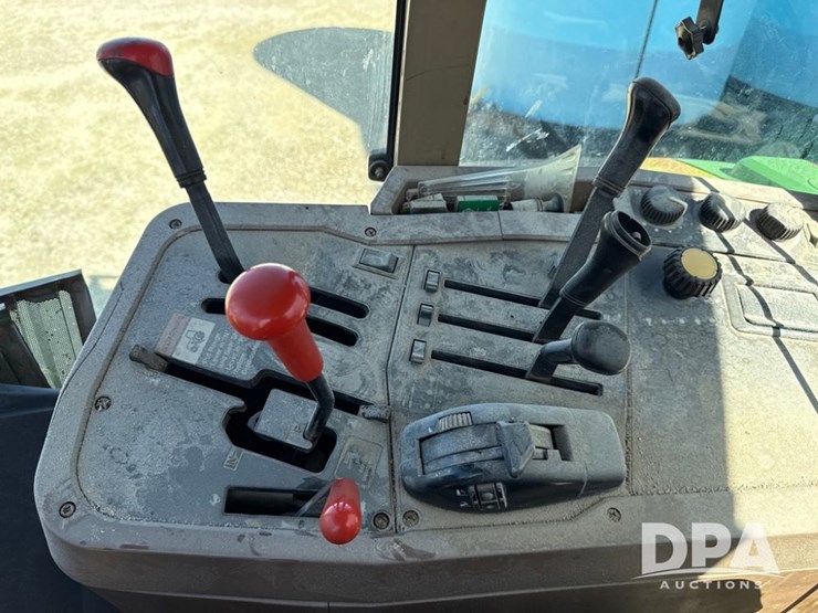 1996-john-deere-7400-image-61