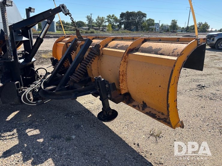 1990-international-4700-image-30