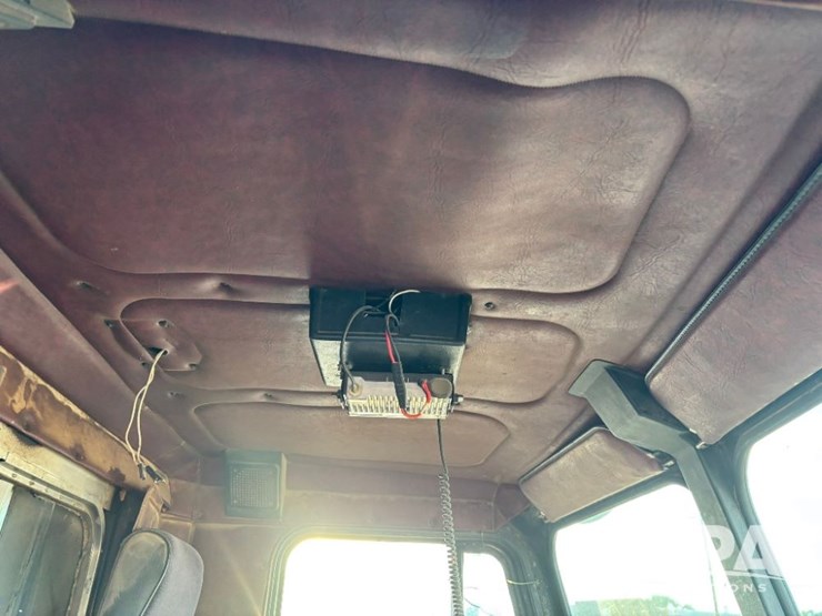 1987-freightliner-dry-tender-truck-(gp11695,-unit-401)-image-78