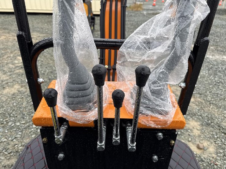 #6461-•-unused-future-ft13-mini-excavator-image-14