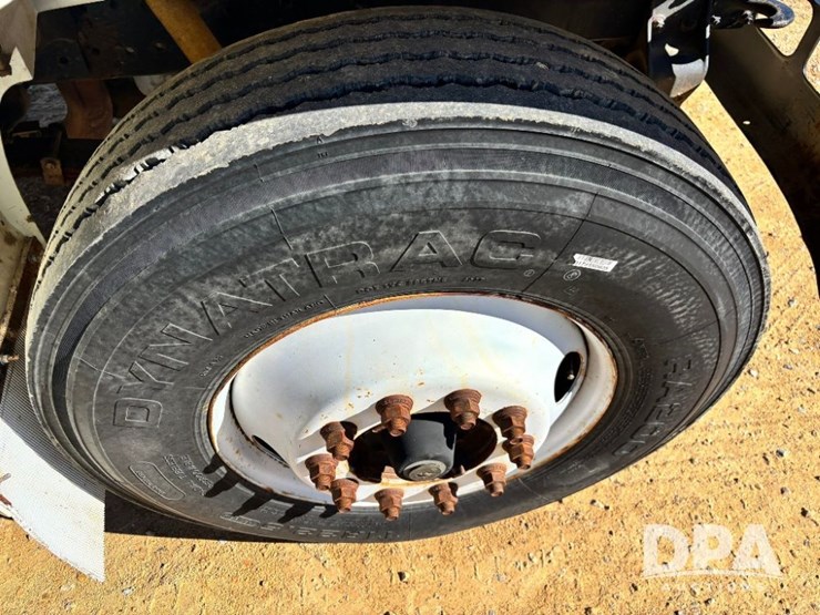 1999-ihc-4700-liquid-nurse-truck-(gp11652,-unit-126458)-image-51