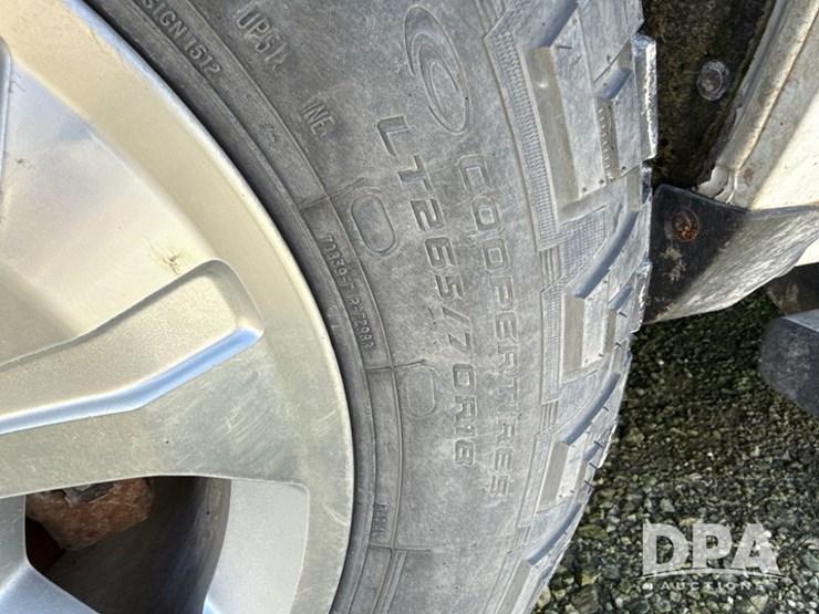 2014-chevrolet-silverado-image-31