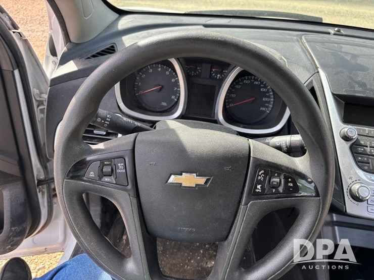 2015-chevy-equinox-(dr12336-unit-0999)-image-33
