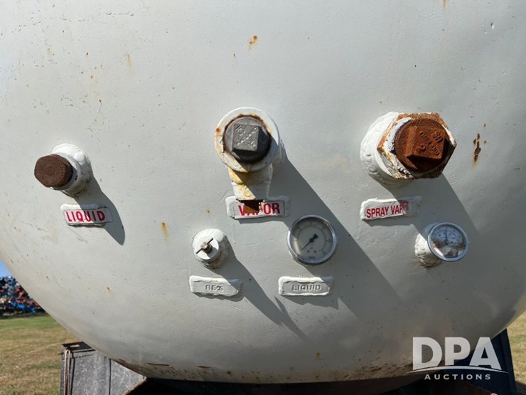 2002-freightliner-fl70-image-42