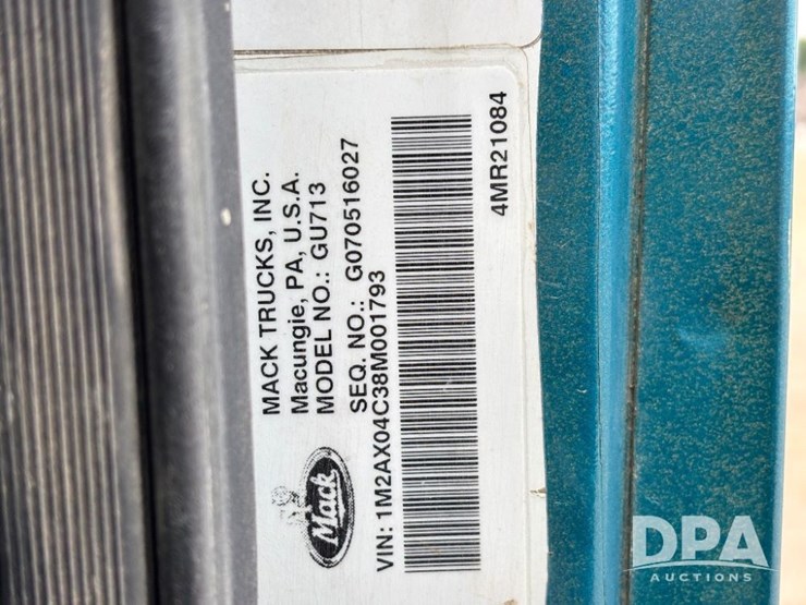 mack-granite-gu713-image-145