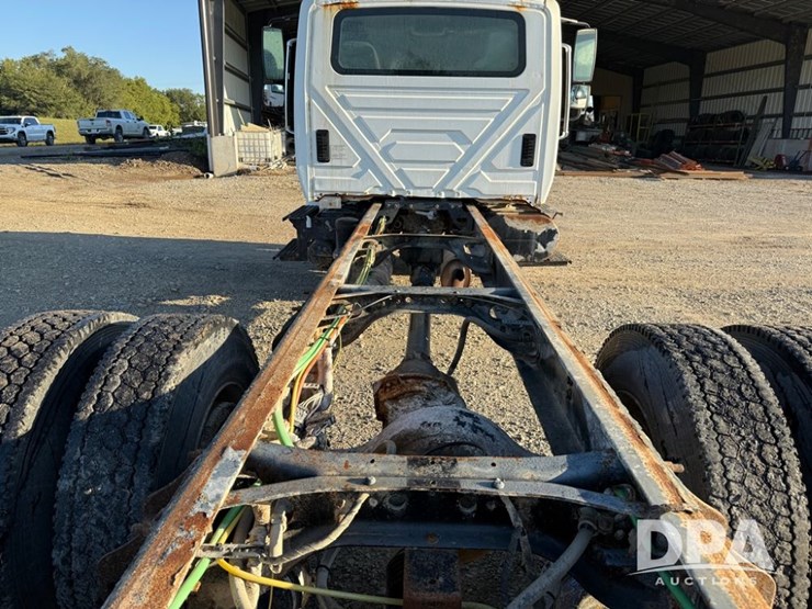 2002-international-durastar-4400-image-45