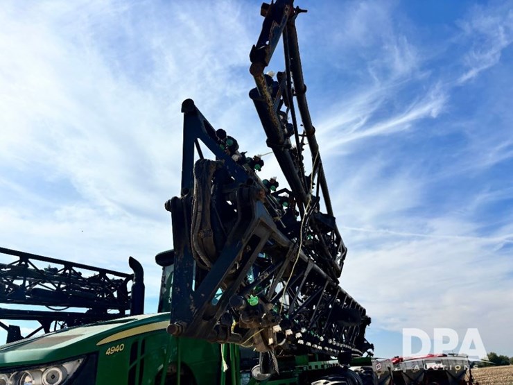 2014-john-deere-4940-image-77