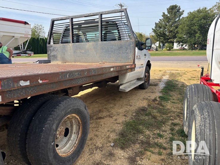 2003-ford-f350-image-25