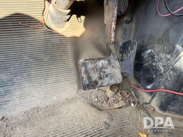 1999-international-4700-image-56