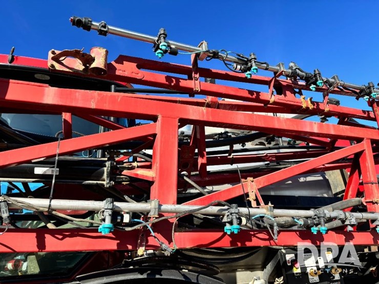 2015-case-ih-patriot-4440-image-78