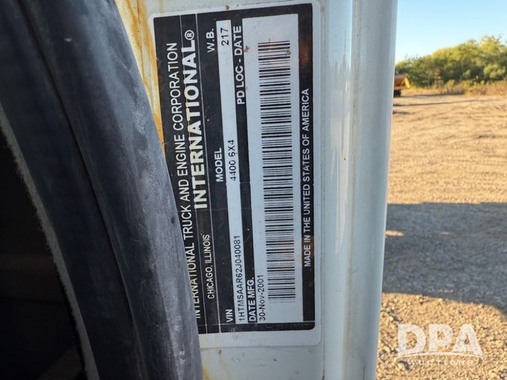 2002-international-durastar-4400-image-70