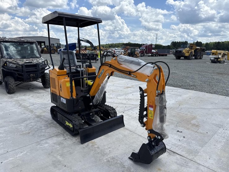 #6453-•-unused-future-ft15j-mini-excavator-image-7