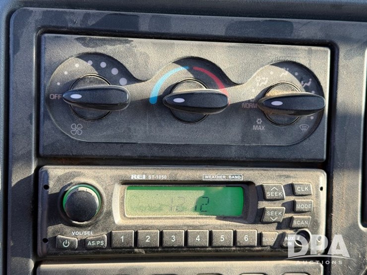 2002-international-durastar-4400-image-65