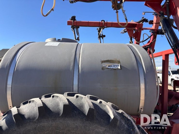 2002-case-ih-2800-image-34