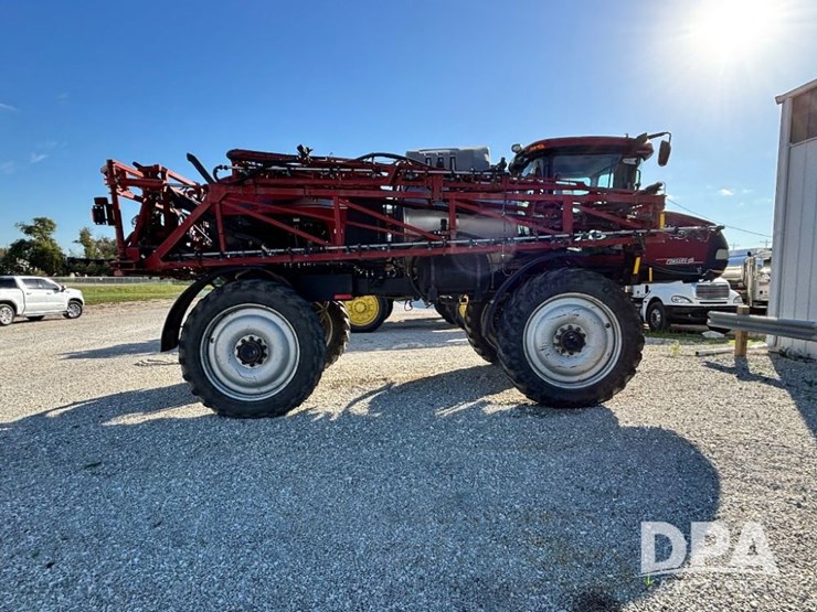 2015-case-ih-patriot-4440-image-7