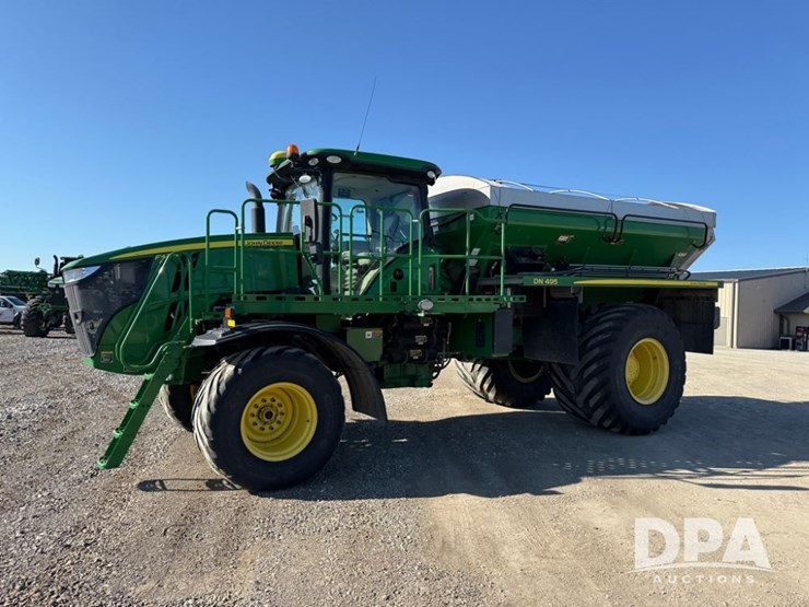 2021-john-deere-f4365-image-29
