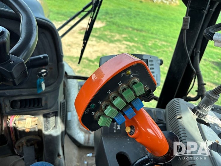 2014-ag-chem-rg1100-image-57