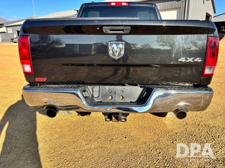 2019-dodge-ram-1500-image-29