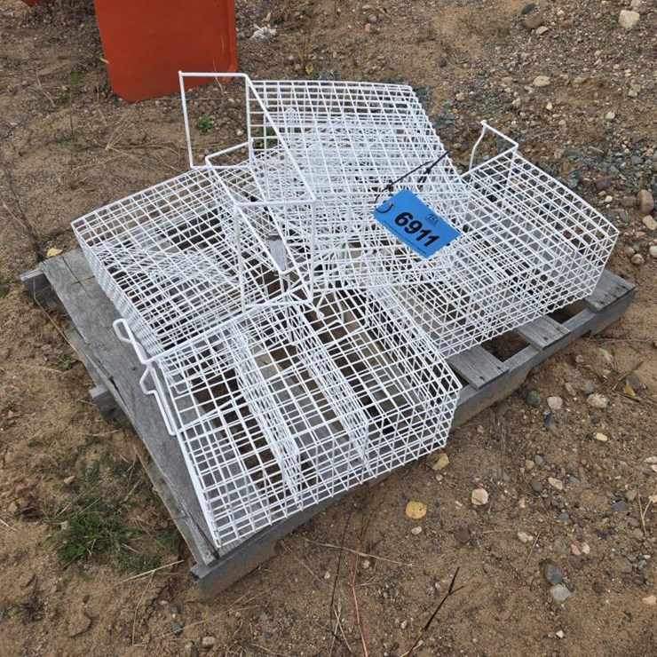 #6911 • (5) Metal Freezer Baskets