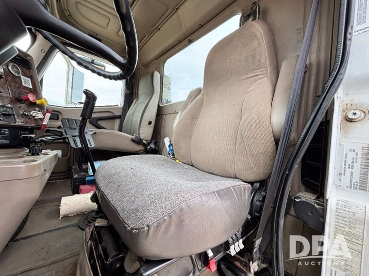 2007-ihc-9200i-liquid-nurse-truck-(gp11642,-unit-505)-image-76