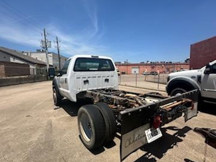 2016-ford-f550-image-3