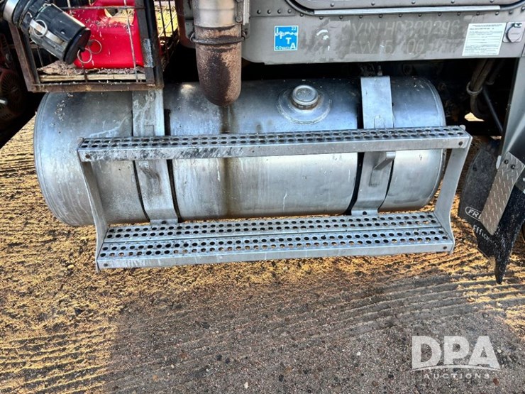 1987-freightliner-dry-tender-truck-(gp11695,-unit-401)-image-49