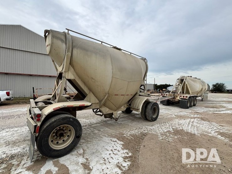 1981-fruehauf-trailer-image-11