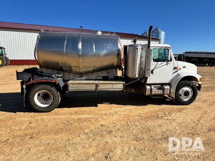 1999-ihc-4700-liquid-nurse-truck-(gp11652,-unit-126458)-image-5