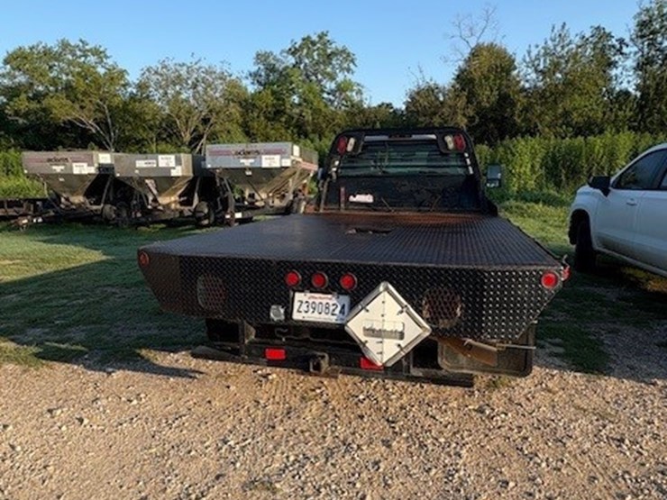 2012-ford-f550-image-2