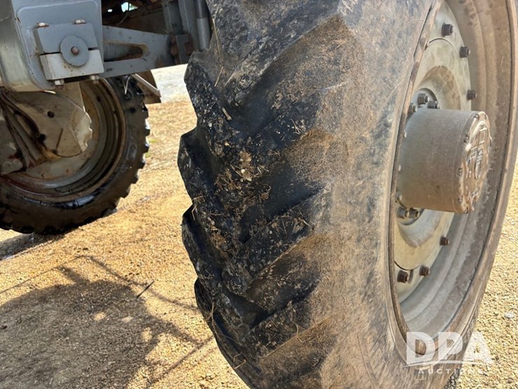 2014-ag-chem-rg1100-image-46