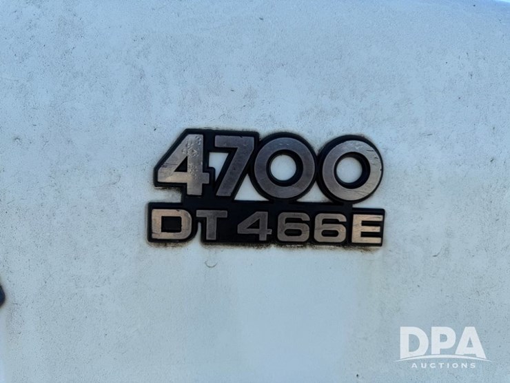 1999-international-4700-image-32