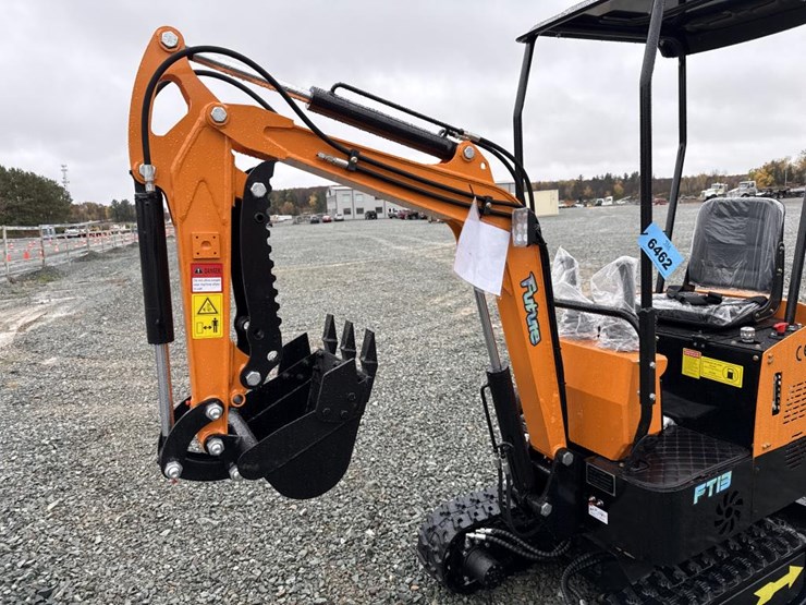 #6462-•-unused-future-ft13-mini-excavator-image-13
